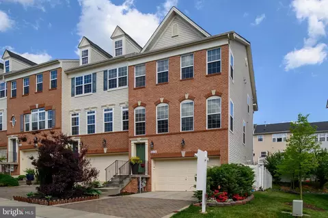 8619 Stone Hill Ln, Laurel, MD 20724