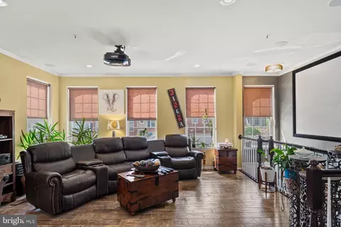 8619 Stone Hill Ln, Laurel, MD 20724 photo 5