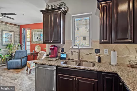 8619 Stone Hill Ln, Laurel, MD 20724 photo 13
