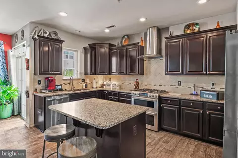 8619 Stone Hill Ln, Laurel, MD 20724 photo 11