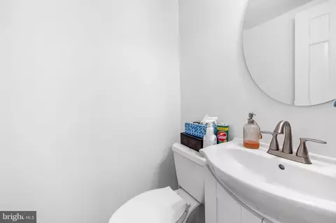Bath - 1684 Albermarle Dr, Crofton, MD 21114 photo 1 of 2