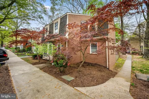 Exterior - 1684 Albermarle Dr, Crofton, MD 21114 photo 3 of 8