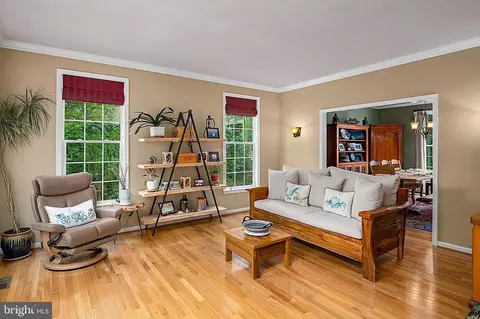 Living - 1693 Baltimore Annapolis Blvd, Arnold, MD 21012 photo 1 of 4