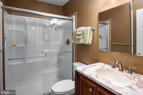 Bath - 1693 Baltimore Annapolis Blvd, Arnold, MD 21012 photo 6 of 7
