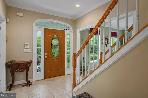 Entry Way - 1693 Baltimore Annapolis Blvd, Arnold, MD 21012 photo 1 of 2