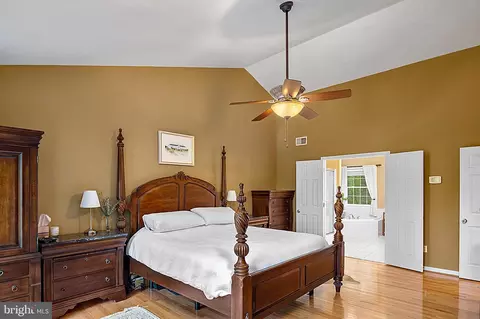 Bedroom - 1693 Baltimore Annapolis Blvd, Arnold, MD 21012 photo 2 of 6