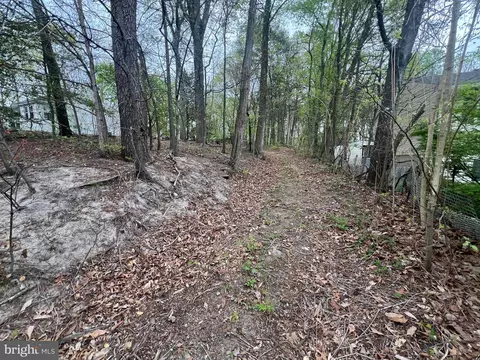 Exterior - 1834 Cedar Dr, Severn, MD 21144 photo 14 of 18
