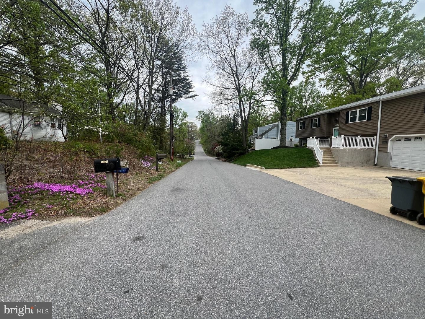 Exterior - 1834 Cedar Dr, Severn, MD 21144 photo 16 of 18