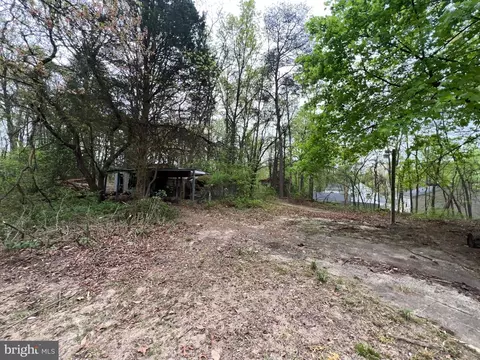 Exterior - 1834 Cedar Dr, Severn, MD 21144 photo 5 of 18