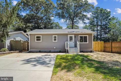 654 Arleigh Rd, Severna Park, MD 21146
