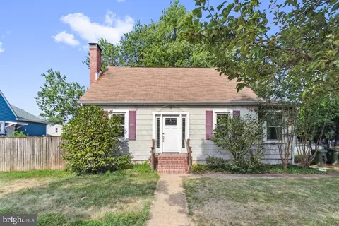 5704 Pope St, Brooklyn, MD 21225