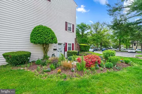 Exterior - 1758 Copley Ct, Crofton, MD 21114 photo 4 of 8