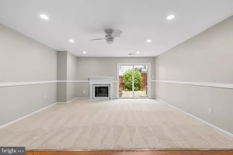 Living - 1758 Copley Ct, Crofton, MD 21114 photo 2 of 5