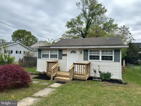 1603 Ruxton Rd, Edgewater, MD 21037