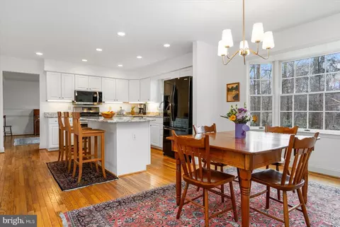 Dining - 123 Dales Way Dr, Pasadena, MD 21122 photo 2 of 3