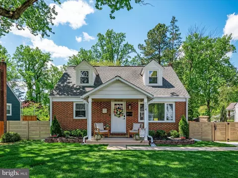 114 N Longcross Rd, Linthicum Heights, MD 21090