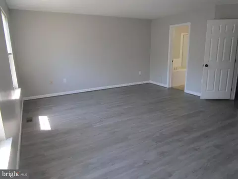 Living - 306 Roff Point Dr, Odenton, MD 21113 photo 1 of 1