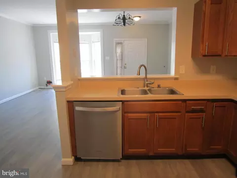Kitchen - 306 Roff Point Dr, Odenton, MD 21113 photo 1 of 2