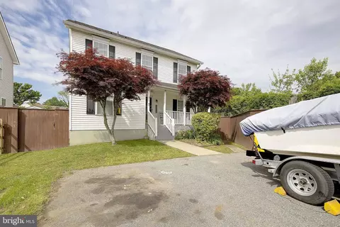 8210 Fort Smallwood Rd, Curtis Bay, MD 21226