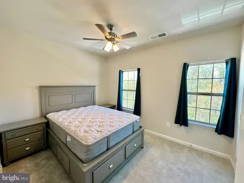 Bedroom - 7916 Big Roundtop Rd, Hanover, MD 21076 photo 3 of 5
