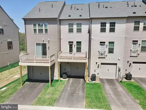 Exterior - 7916 Big Roundtop Rd, Hanover, MD 21076 photo 3 of 7