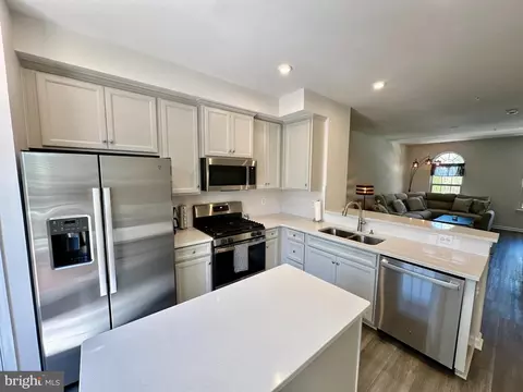 Kitchen - 7916 Big Roundtop Rd, Hanover, MD 21076 photo 4 of 5