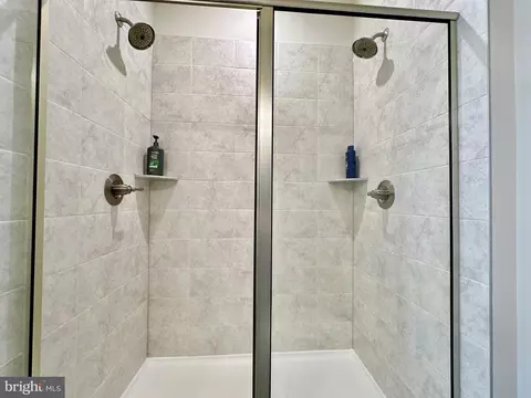Bath - 7916 Big Roundtop Rd, Hanover, MD 21076 photo 4 of 6