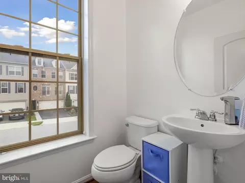 Bath - 920 Whitstable Blvd, Arnold, MD 21012 photo 1 of 6