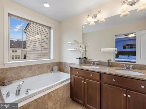 Bath - 920 Whitstable Blvd, Arnold, MD 21012 photo 2 of 6