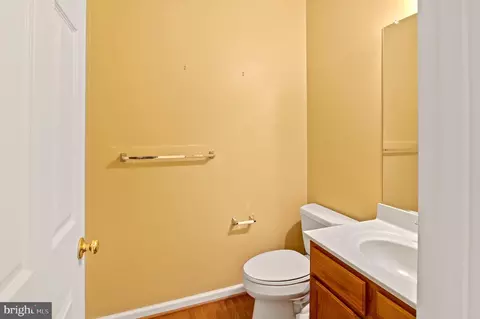 Bath - 810 Bulkhead Ct, Annapolis, MD 21409 photo 1 of 6