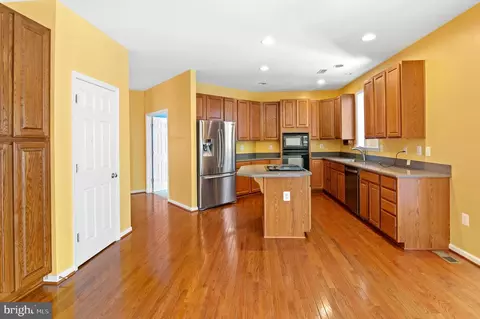 Kitchen - 810 Bulkhead Ct, Annapolis, MD 21409 photo 1 of 7