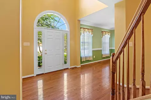 Entry Way - 810 Bulkhead Ct, Annapolis, MD 21409 photo 5 of 7