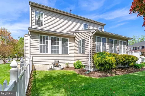 Exterior - 810 Bulkhead Ct, Annapolis, MD 21409 photo 4 of 5