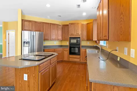 Kitchen - 810 Bulkhead Ct, Annapolis, MD 21409 photo 5 of 7