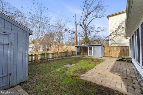 Exterior - 3701 Beach Drive Blvd, Edgewater, MD 21037 photo 4 of 5