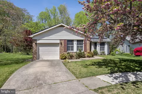958 Bermuda Ln, Annapolis, MD 21401