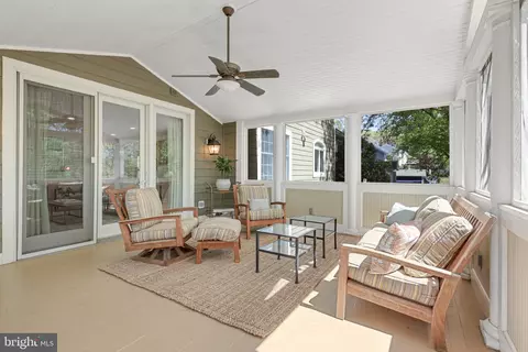 Exterior - 206 Giddings Ave, Annapolis, MD 21401 photo 9 of 20