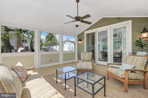 Exterior - 206 Giddings Ave, Annapolis, MD 21401 photo 6 of 20