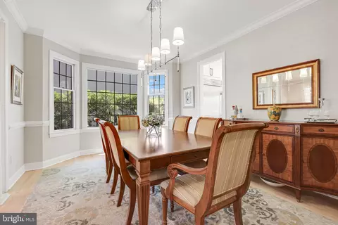 Dining - 206 Giddings Ave, Annapolis, MD 21401 photo 4 of 5