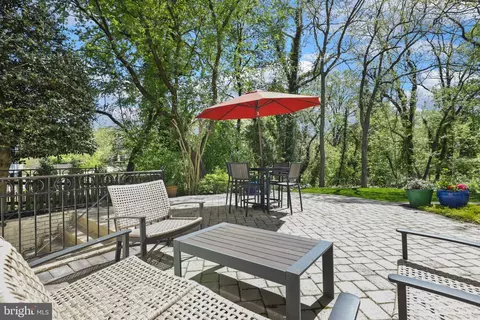 Exterior - 206 Giddings Ave, Annapolis, MD 21401 photo 11 of 20
