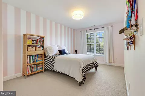 Bedroom - 206 Giddings Ave, Annapolis, MD 21401 photo 11 of 12
