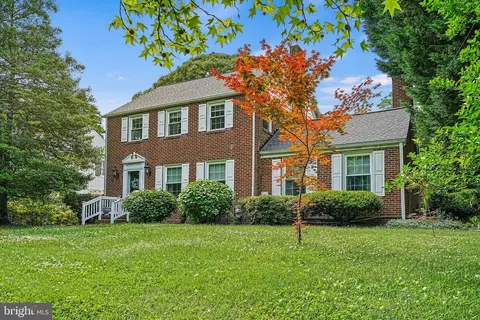 302 Riggs Ave, Severna Park, MD 21146