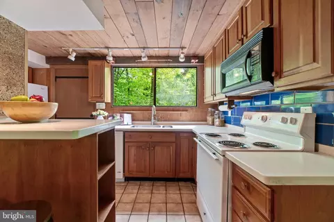 553 Thimble Shoals Ct, Annapolis, MD 21401 photo 15