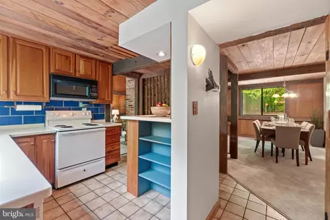 553 Thimble Shoals Ct, Annapolis, MD 21401 photo 17
