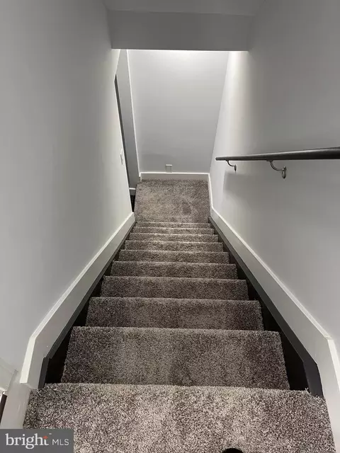 Entry Way - 183 Arundel Rd, Pasadena, MD 21122 photo 1 of 3
