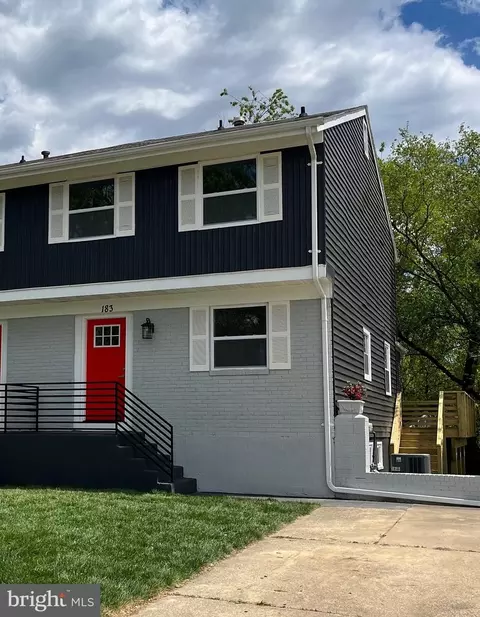 183 Arundel Rd, Pasadena, MD 21122