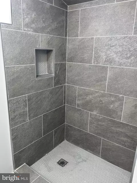 Bath - 183 Arundel Rd, Pasadena, MD 21122 photo 4 of 8