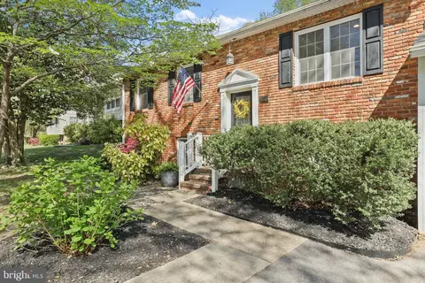 1018 Dockser Dr, Crownsville, MD 21032