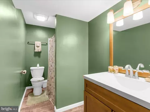 Bath - 7183 Ohio Ave, Hanover, MD 21076 photo 2 of 5