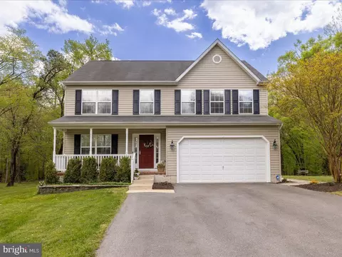Exterior - 7183 Ohio Ave, Hanover, MD 21076 photo 7 of 11
